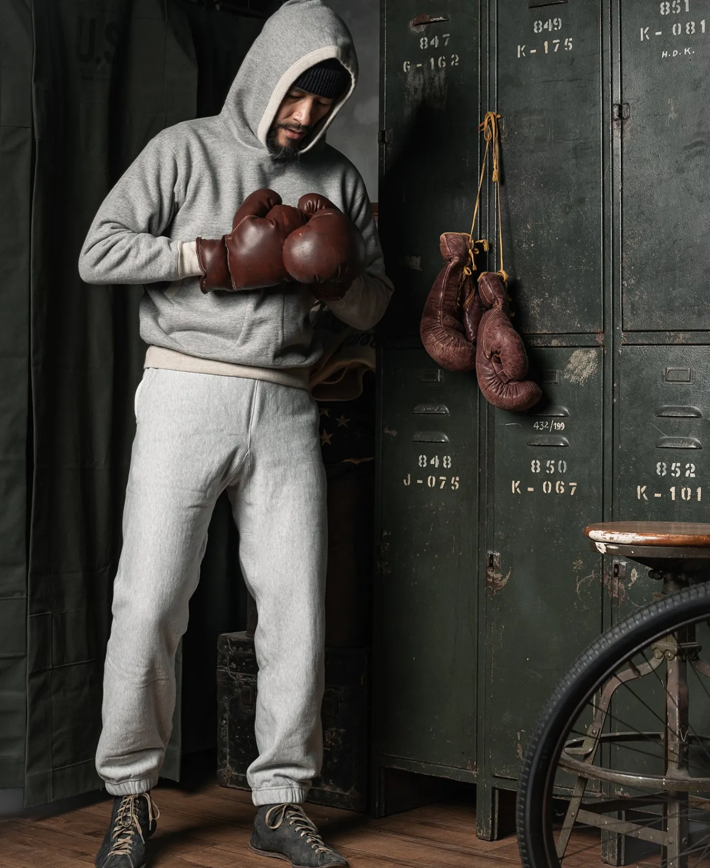 Bronson Mfg Boxing Glove Pocket Lock Hood Hoodie> Sweatshirts & Hoodies